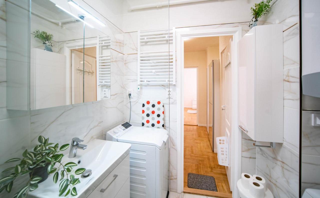 Free Parking Riverwalk Home - 4 Ppl,Wi-Fi,Ac, Tv Budapeste Exterior foto