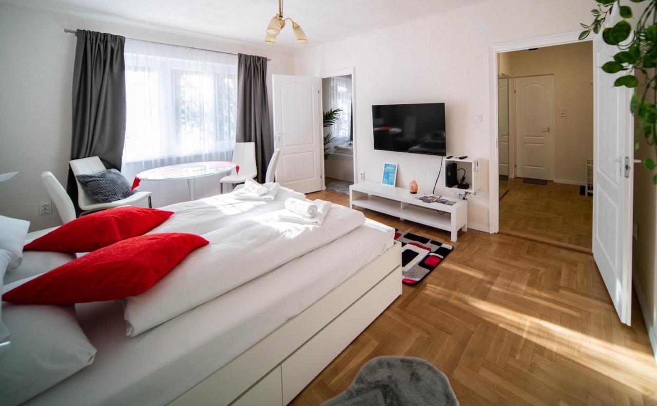 Free Parking Riverwalk Home - 4 Ppl,Wi-Fi,Ac, Tv Budapeste Exterior foto