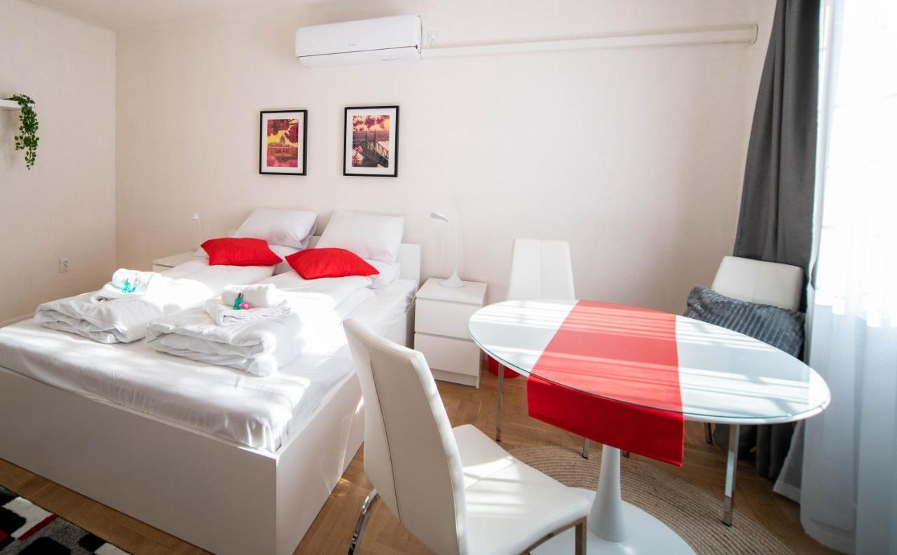 Free Parking Riverwalk Home - 4 Ppl,Wi-Fi,Ac, Tv Budapeste Exterior foto
